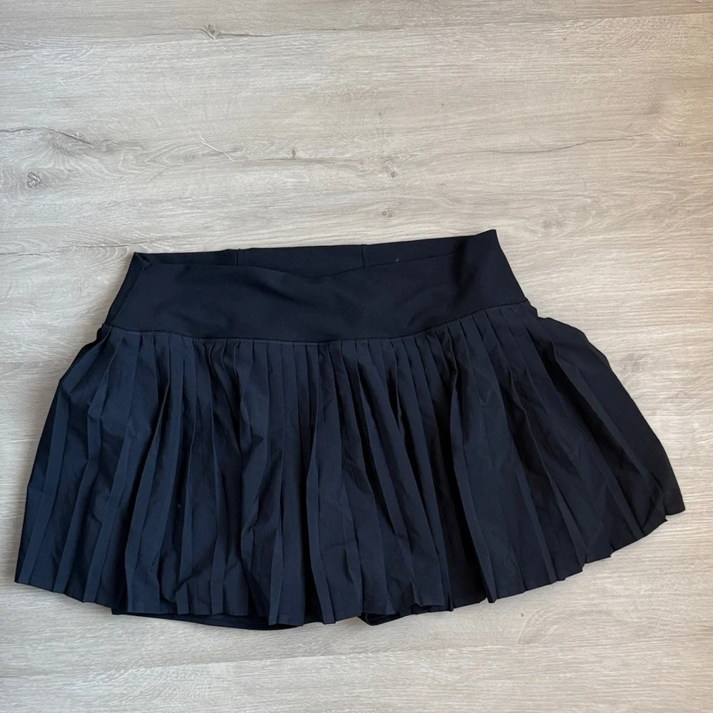 Abercrombie & Fitch Black Pleated Skort - Picture 1 of 3